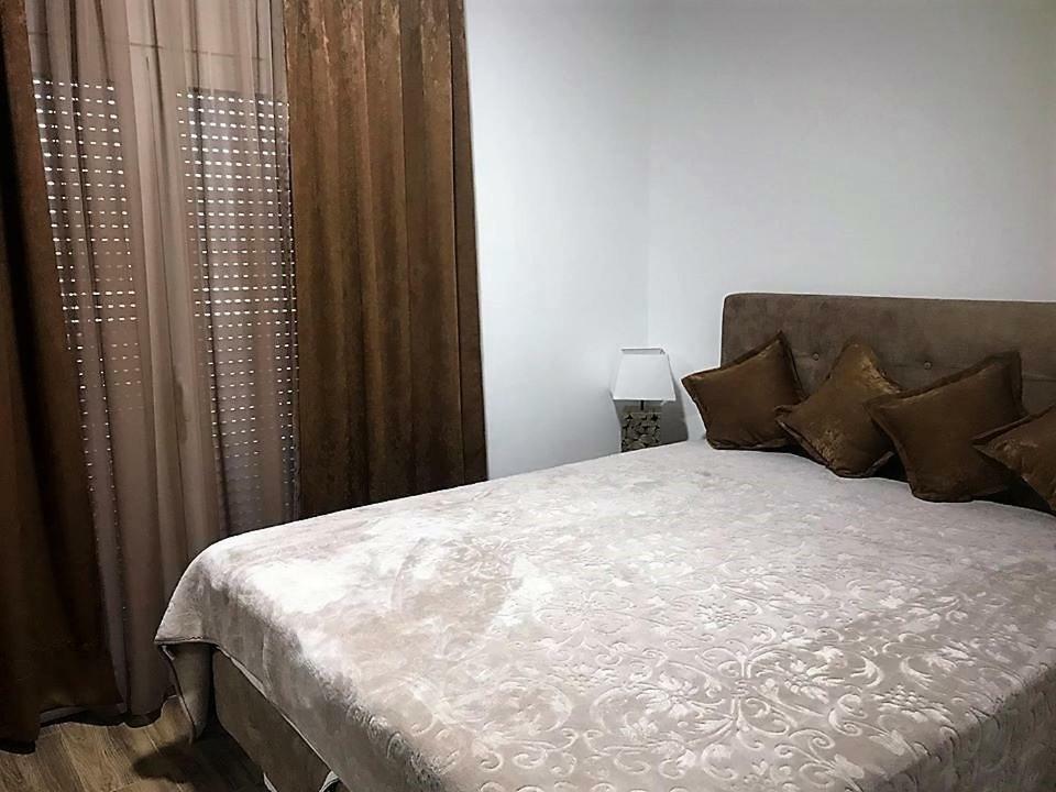 Eko Apartmani Krackovic Golubovci Exterior photo